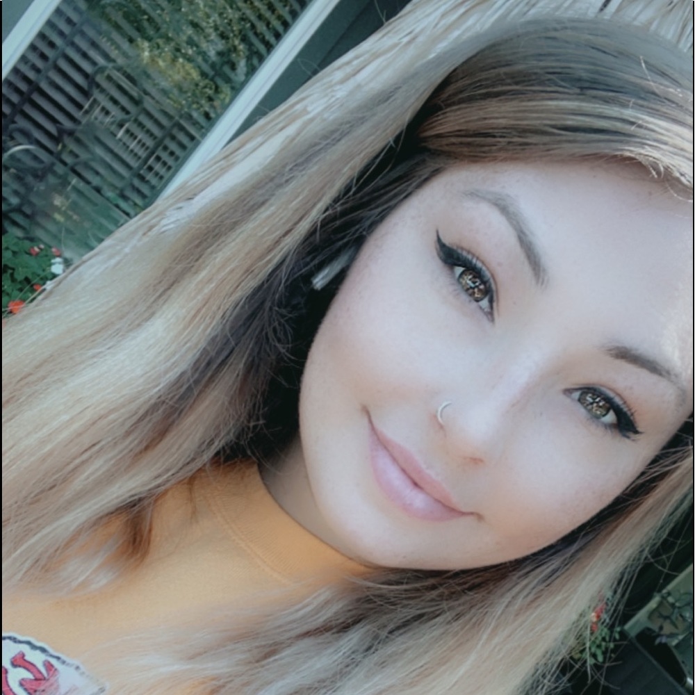 Meet your Posher, Cori